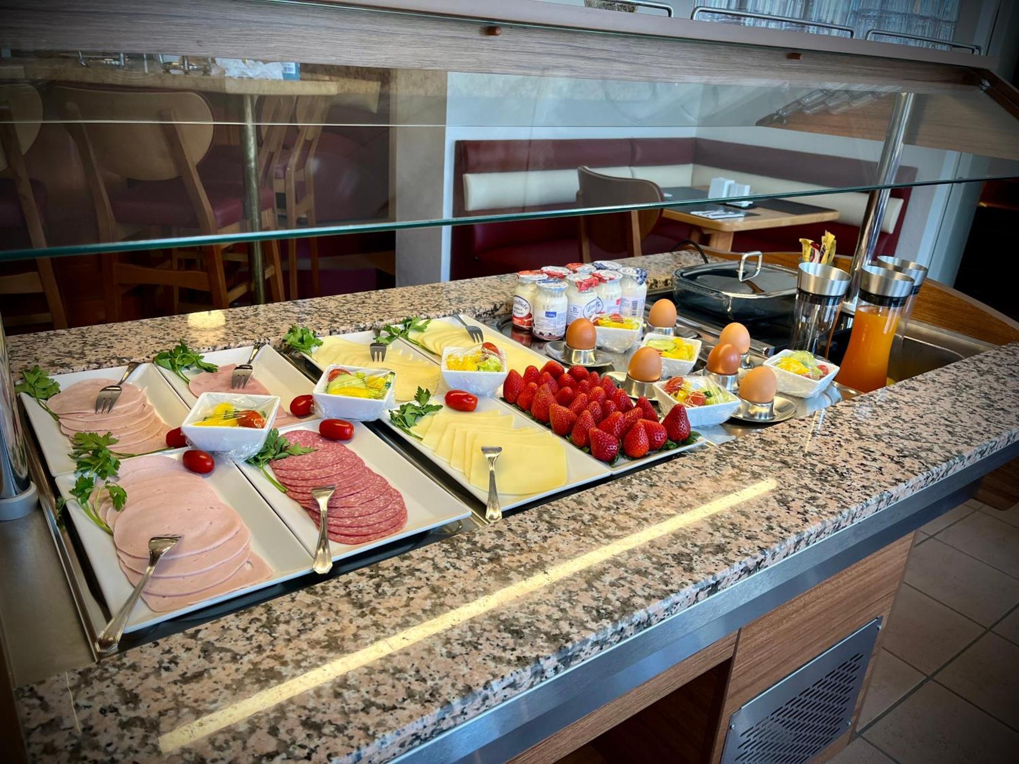 Hotel Zu Den Linden Wachtberg Luaran gambar